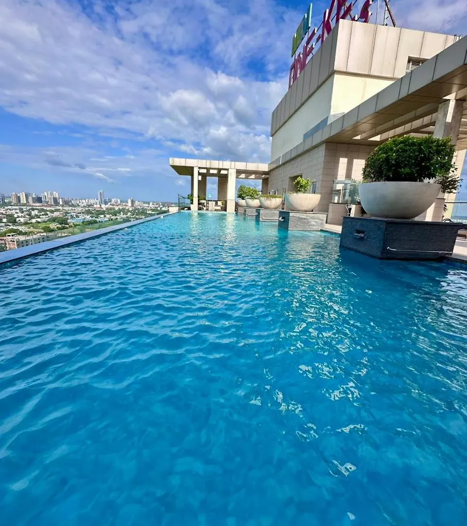 High Rise Brand New Turkish Studio With Patio - 10Th Floor グルガウン アパート